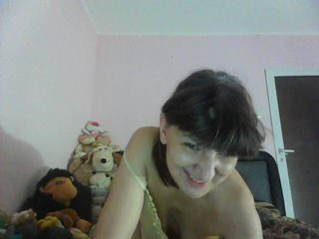 Capturas de pantalla de transmisión strawberychus