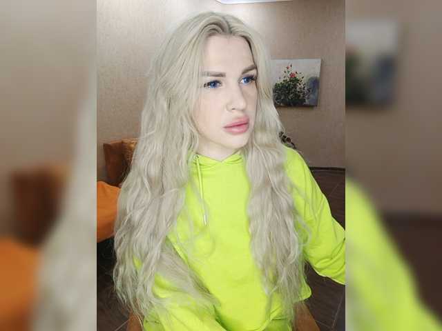 Capturas de pantalla de transmisión CyberWhore111