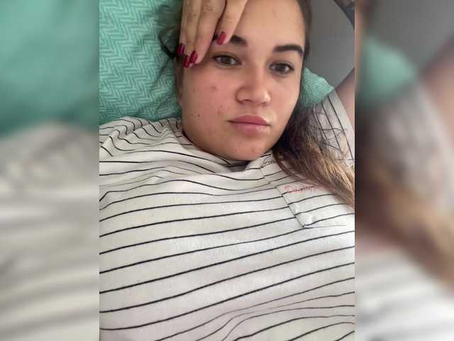 Capturas de pantalla de transmisión sungirll