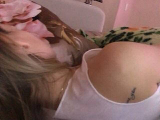 Capturas de pantalla de transmisión Supersex-XXX