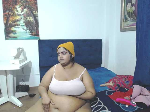 Fotos SusanaEshwar #bigboobs #hairy #cum #smoke #pregnant 1000 tips