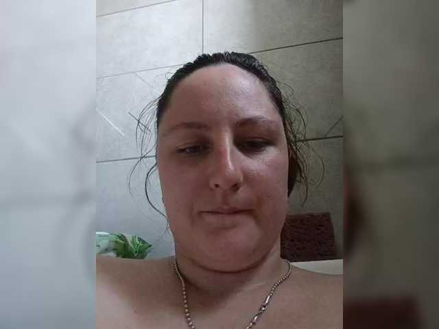 Capturas de pantalla de transmisión Suzanna3