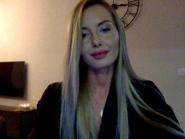 Capturas de pantalla de transmisión Suzannaaa