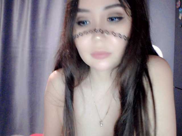 Fotos sweet-ariii Hi guys im new here!Lovense working from 2 tks My ​favorite ​tips ​11,​16,​25.​44,​50,​55,​111,​222 .I will open the camera for 80 tokens 2-14 --- 3 seconds Low vibration, 15-99-10 sections high, 100-499 --- 20 S high, 500-999 --- Ultra High,