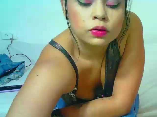 Capturas de pantalla de transmisión Sweet-Karol