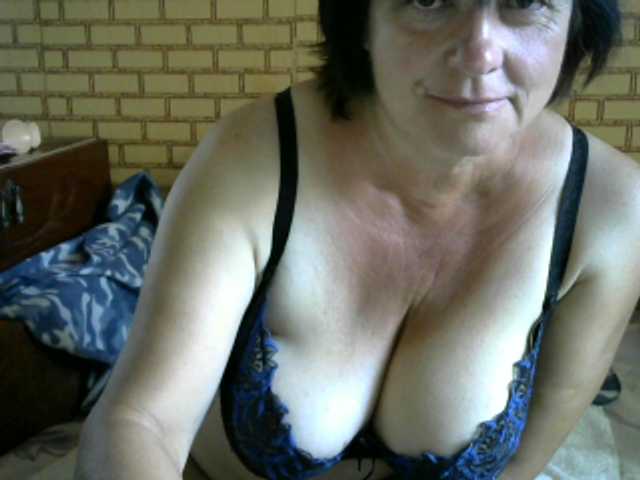 Fotos Sweetbaby001 Hi) Come in) It's fun and interesting here)Looking camera 50 ***250 tokens or privat.