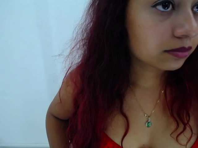 Fotos SweetCherry24 Hi guys, i new here, but i want to play with my pretty pussy u help me? #new #c2c #latin #curvy #sexy