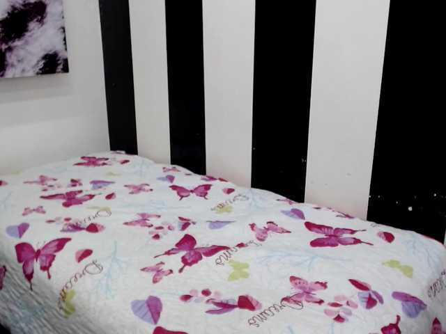 Capturas de pantalla de transmisión SweetCream18