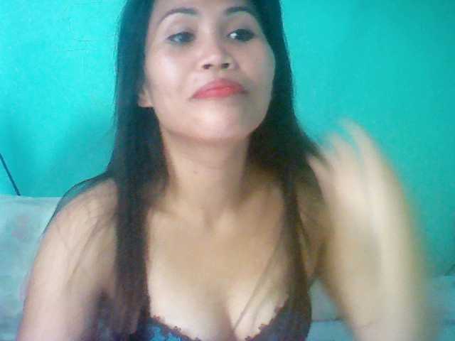Fotos SweetHotPinay hello guys wanna have some fun with me?