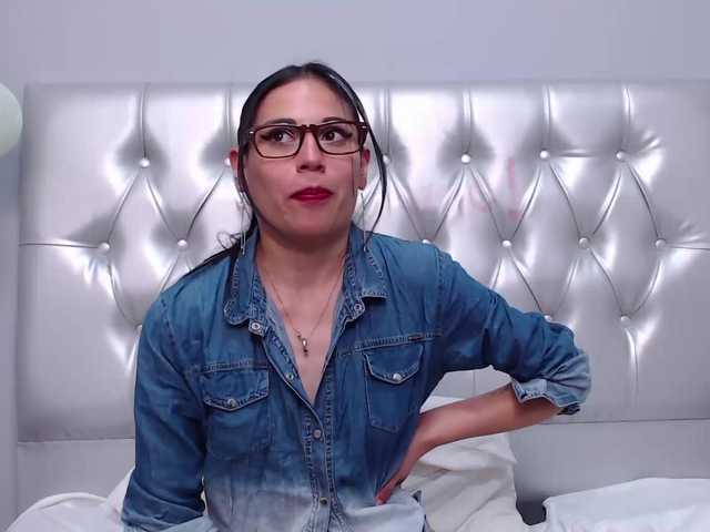 Capturas de pantalla de transmisión sweetnicole-