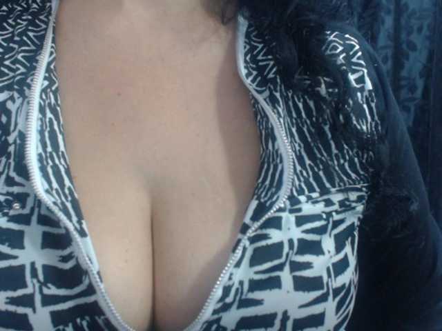 Capturas de pantalla de transmisión sweetvaleria