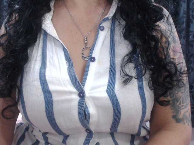 Capturas de pantalla de transmisión sweetvaleria