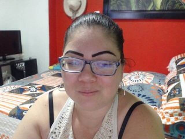 Capturas de pantalla de transmisión SwetValentina