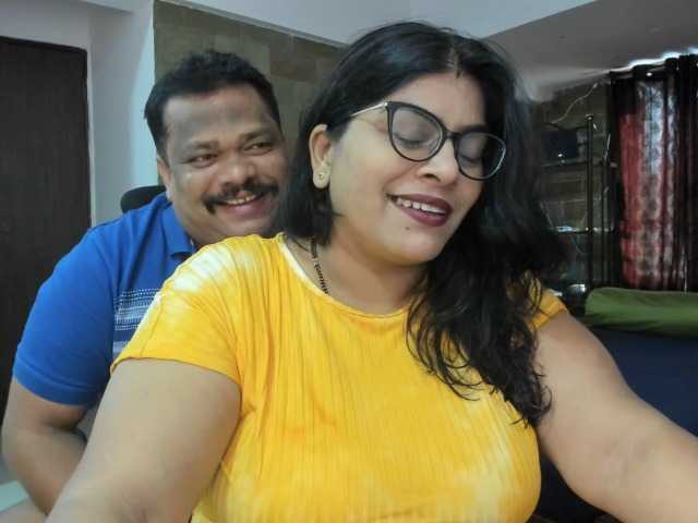 Fotos tarivishu23 #bibboobs #bigass #indian #couple #milf #glasses #tatoo #bbw