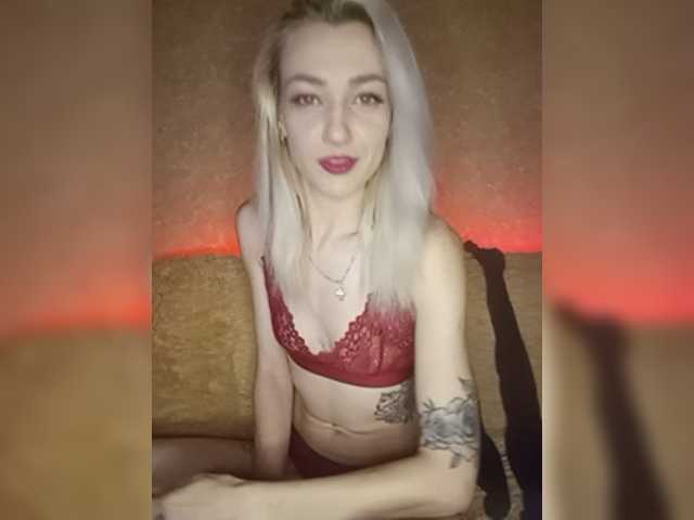 Capturas de pantalla de transmisión TashaAraneo