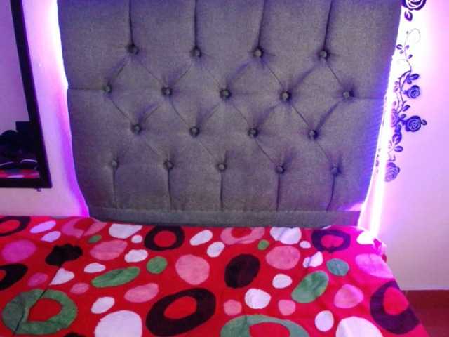 Capturas de pantalla de transmisión tatiana-colom