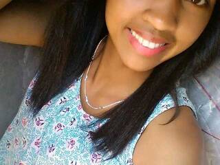 Chat de video erótico Maellah