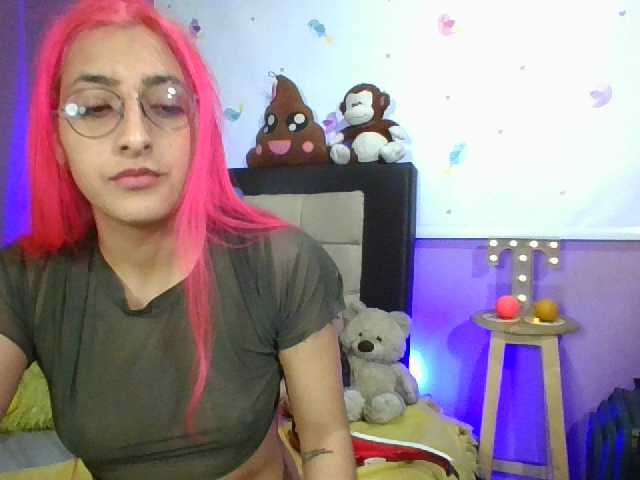 Capturas de pantalla de transmisión ThammyModell