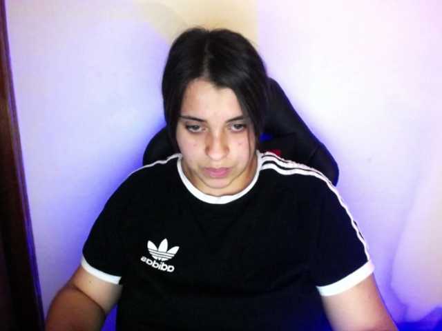 Capturas de pantalla de transmisión tifanydaniel