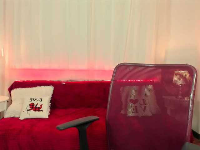 Capturas de pantalla de transmisión TinaCutie