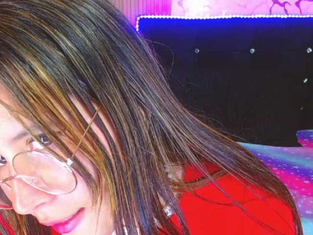 Capturas de pantalla de transmisión tinibunny