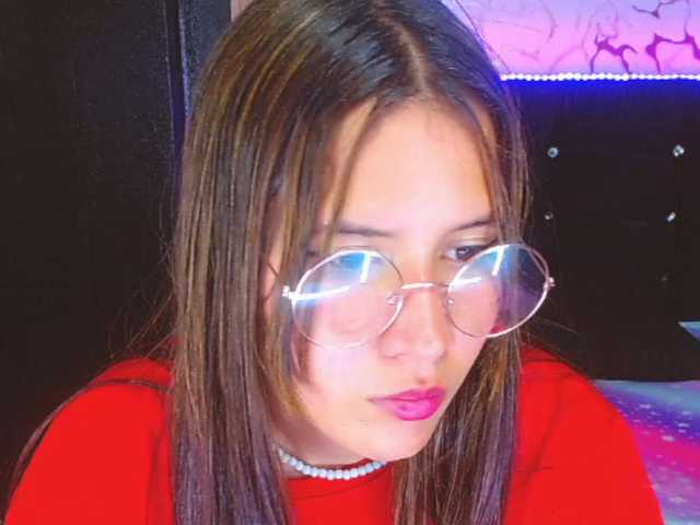 Capturas de pantalla de transmisión tinibunny