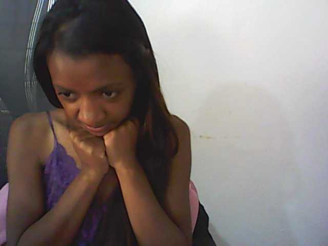 Capturas de pantalla de transmisión tinychloe