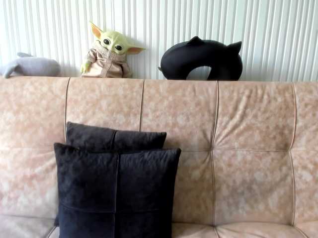 Capturas de pantalla de transmisión ToriLoon