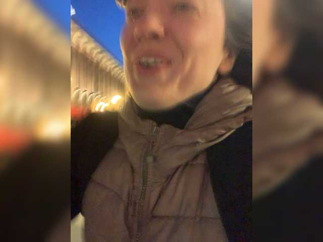 Capturas de pantalla de transmisión TreshGirls
