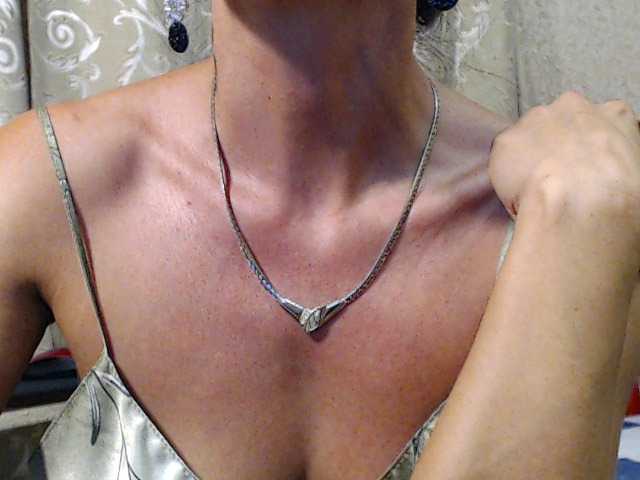 Capturas de pantalla de transmisión Tropikanka