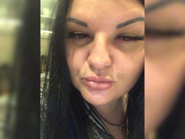 Capturas de pantalla de transmisión MaryDOLLI