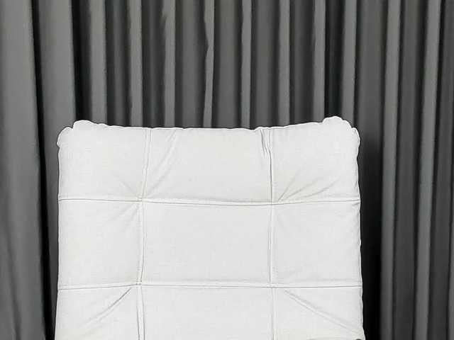 Capturas de pantalla de transmisión Valentinapine