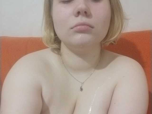 Capturas de pantalla de transmisión VanessaKissa