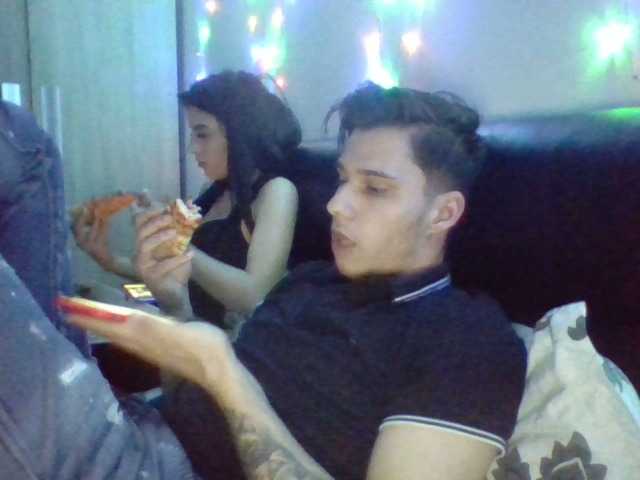 Capturas de pantalla de transmisión Versace1009