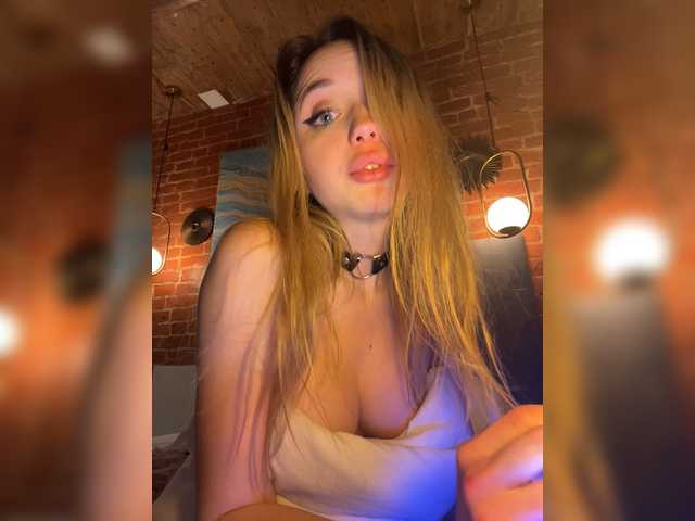 Capturas de pantalla de transmisión VickaTsss