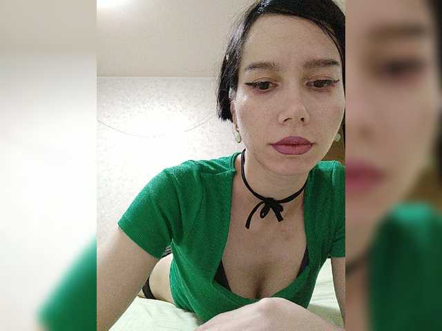 Capturas de pantalla de transmisión VikiKonfetka