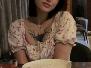 Chat de video erótico VikkiHamilton