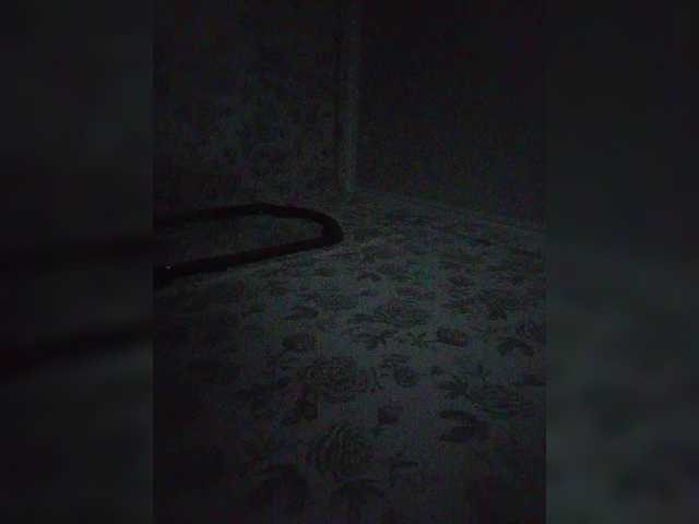 Capturas de pantalla de transmisión vikkissi022