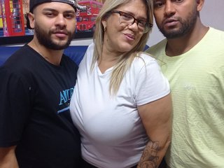 Chat de video erótico VioletaGtGngBngTwo