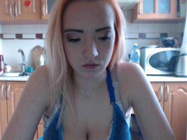 Capturas de pantalla de transmisión Warwara65