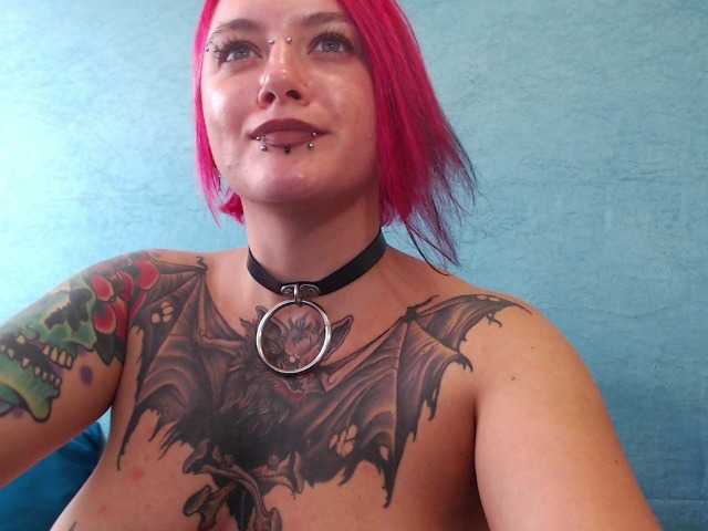 Capturas de pantalla de transmisión xExoticGirlx