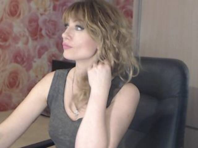 Capturas de pantalla de transmisión RrredQueen