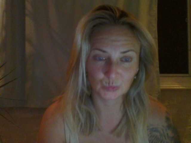 Capturas de pantalla de transmisión XswetaX