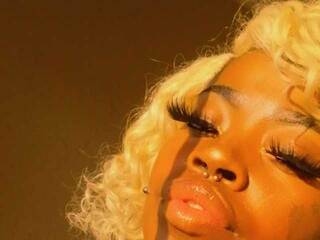 Chat de video erótico Xthickbella