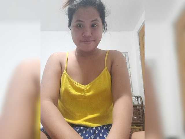 Capturas de pantalla de transmisión YourGirl9