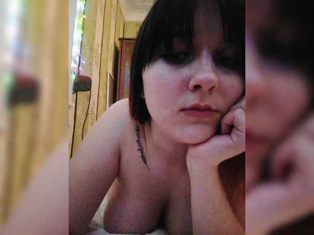 Capturas de pantalla de transmisión Queenorgasms