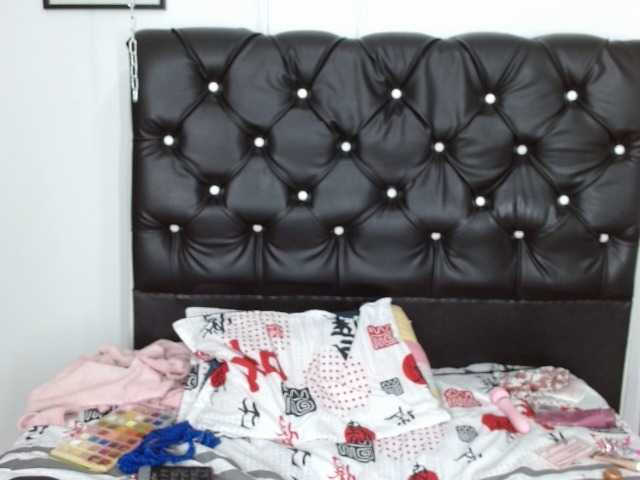 Capturas de pantalla de transmisión YuliaWills