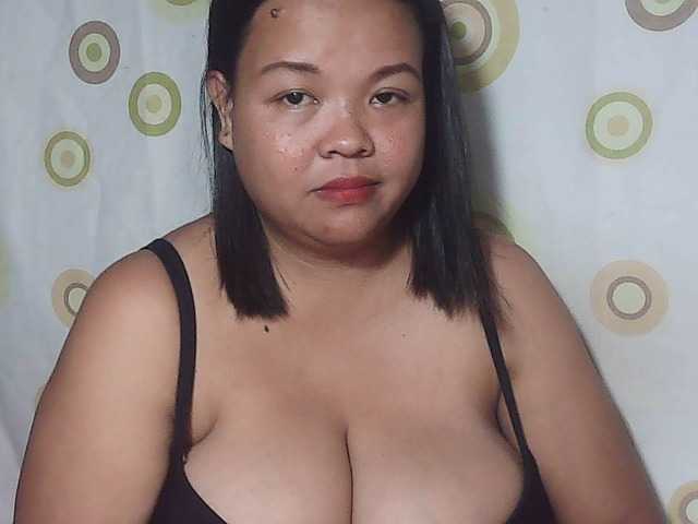 Capturas de pantalla de transmisión yummytits28