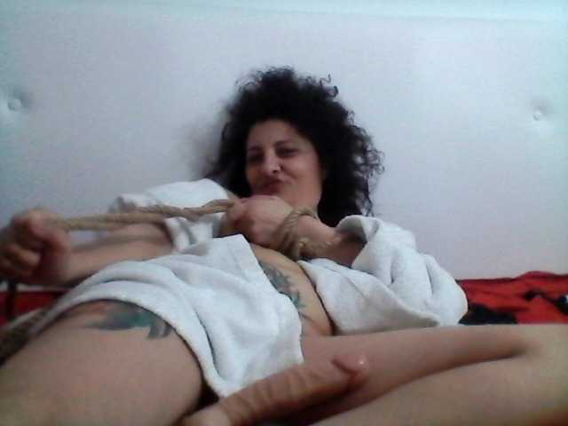 Fotos yvona78 Hello in my room!Let*s have fun together![none] CUM SHOW!**new**latina**show**boobs**puseu