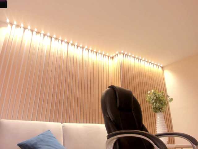 Capturas de pantalla de transmisión ZoePresley1